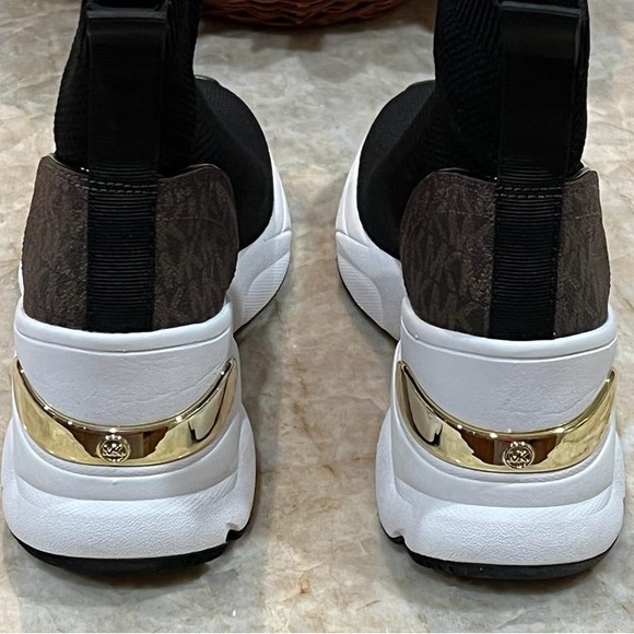 Michael Kors Skyler Black/Gold/Brown Logo Women - Picture 2 of 7